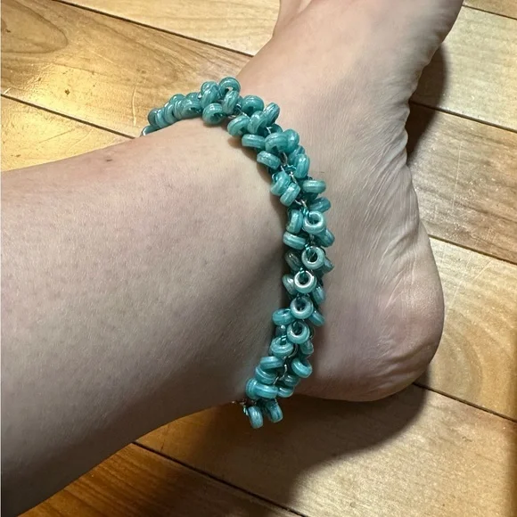 Glass hoop bracelet - Picture 8 of 8